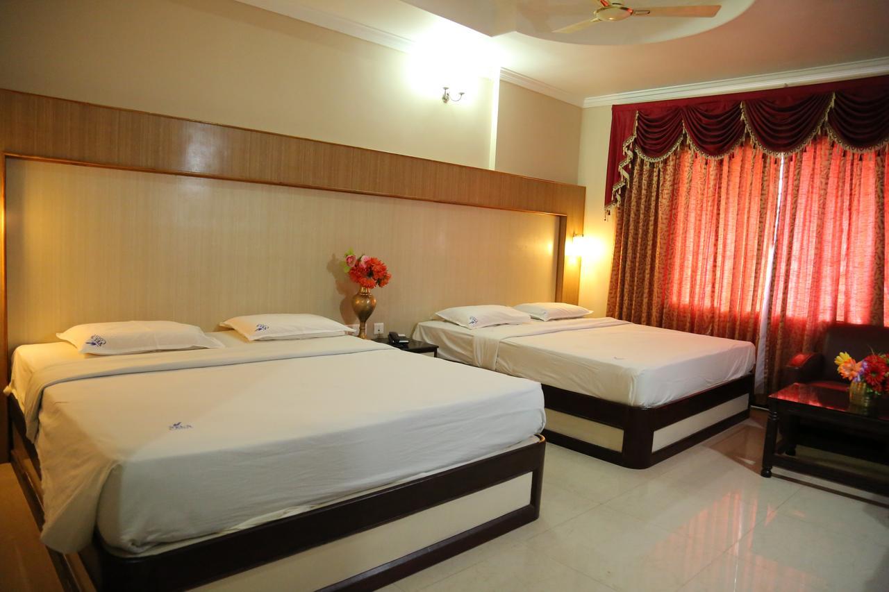Hotel Vels Court Palani Zewnętrze zdjęcie