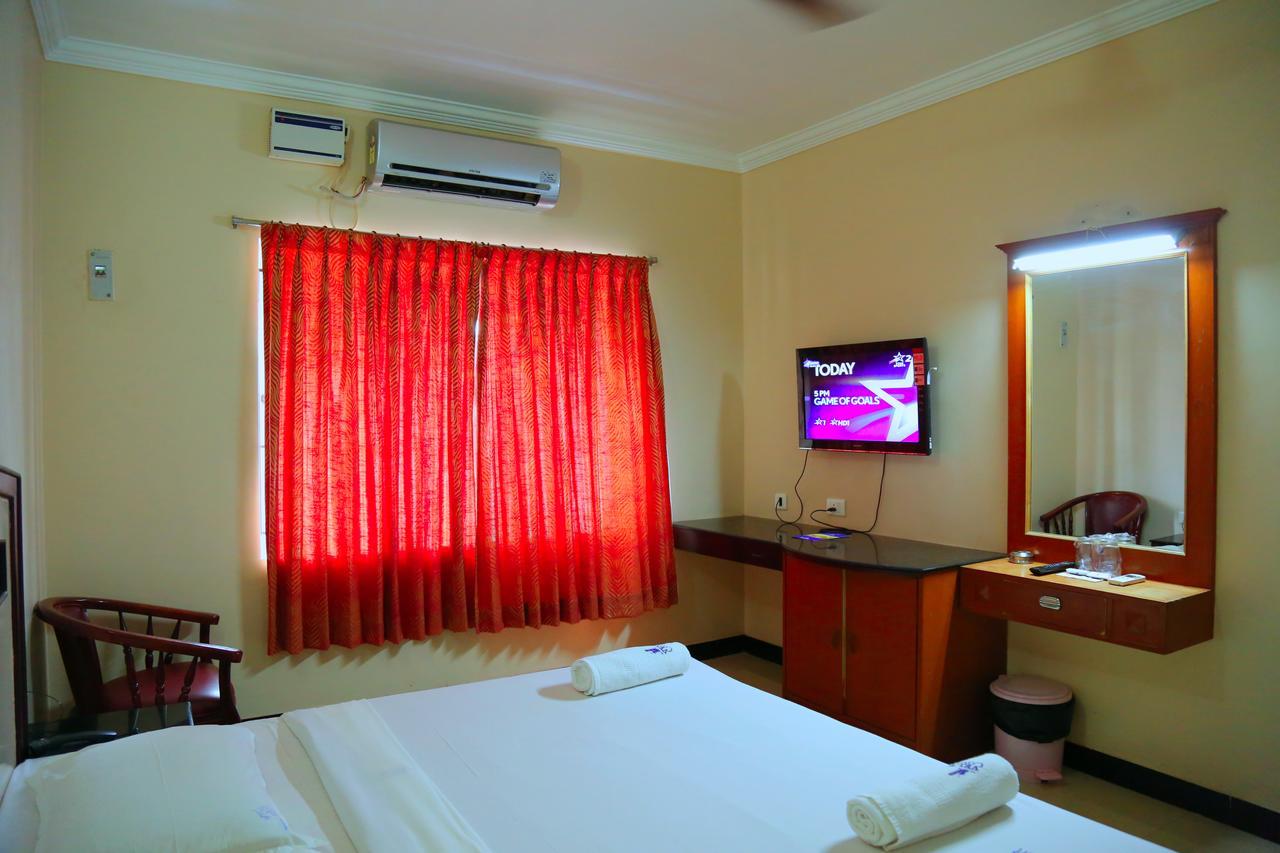 Hotel Vels Court Palani Zewnętrze zdjęcie
